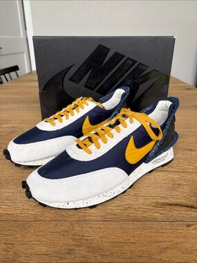Size 10.5/11/12.5 Men Nike x Undercover Daybreak Obsidian Gold Dart CJ3295-400